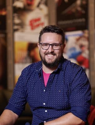 david-roberge-at-cafe