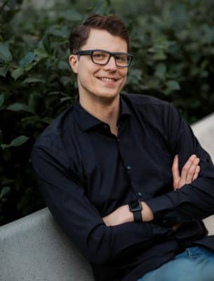 philipp-wolf-at-cafe